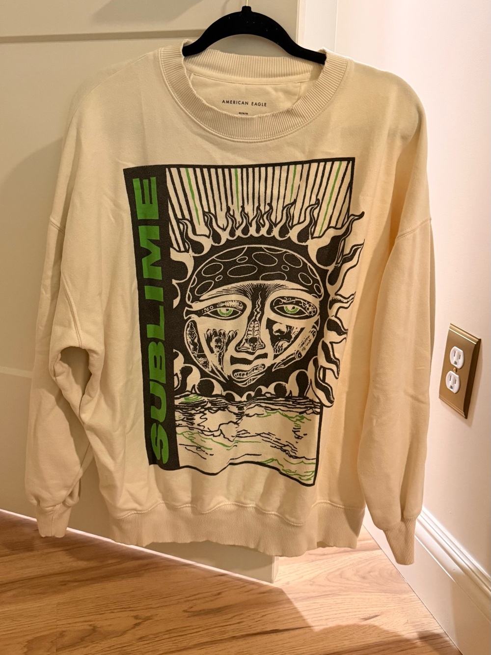 American Eagle Outfitters Cream Crewneck with Black & Green Sublime Graphic